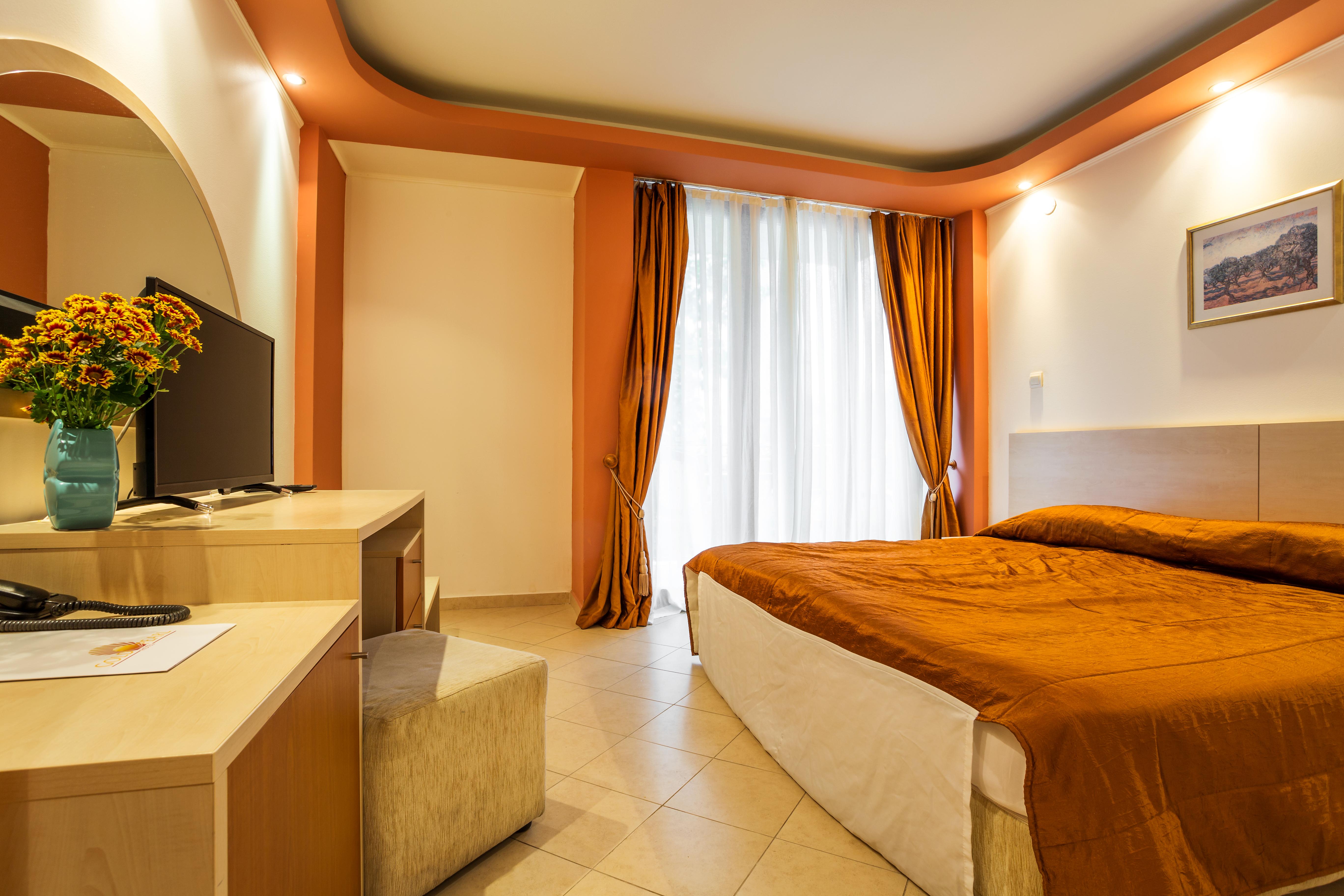 Family Hotel Gold Pearl (Adults Only) Sunny Beach Exterior photo